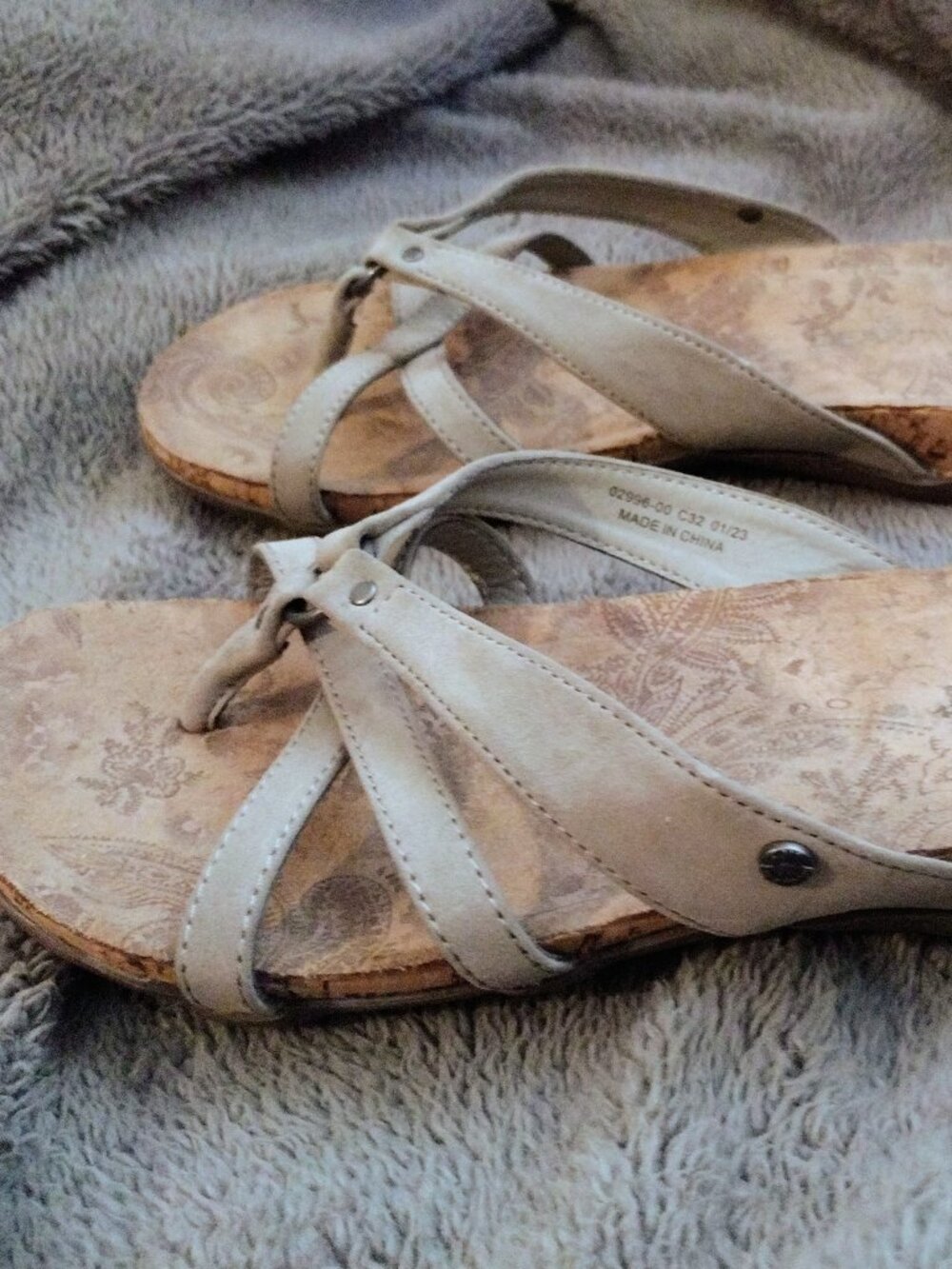 BearPaw women's sandals